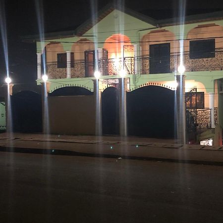 Appartement Moderne De 120M2, Dote De Cameras De Surveillance, Quartier Residentiel, Nkomo Maetur, Yaoundé エクステリア 写真
