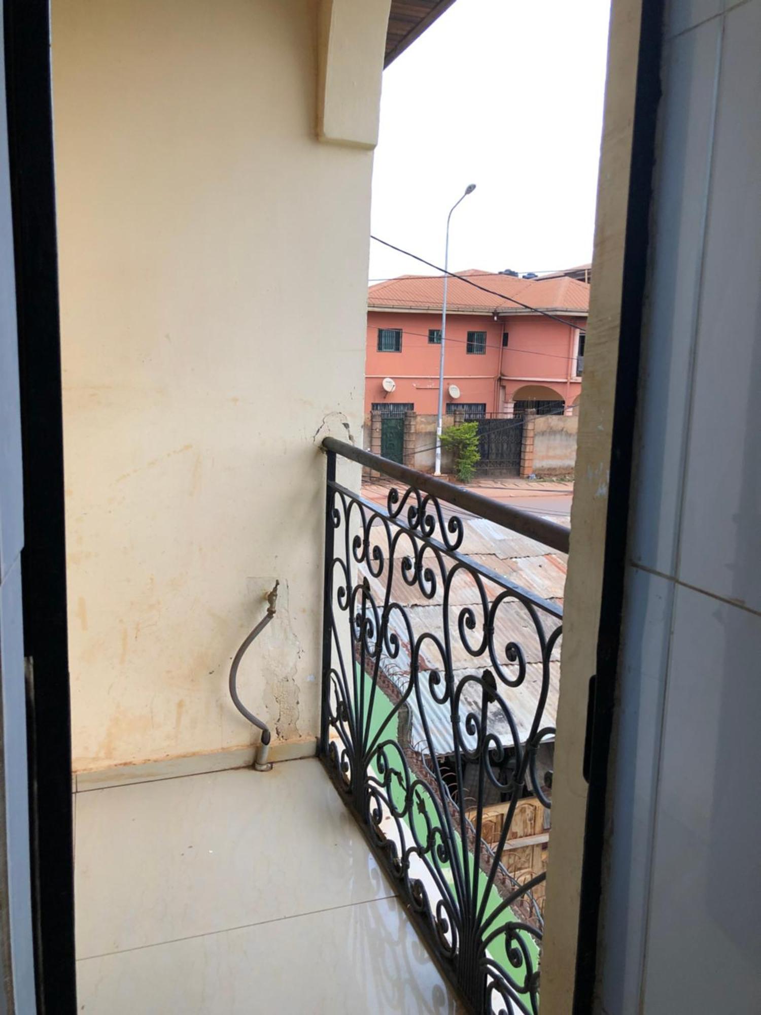 Appartement Moderne De 120M2, Dote De Cameras De Surveillance, Quartier Residentiel, Nkomo Maetur, Yaoundé エクステリア 写真